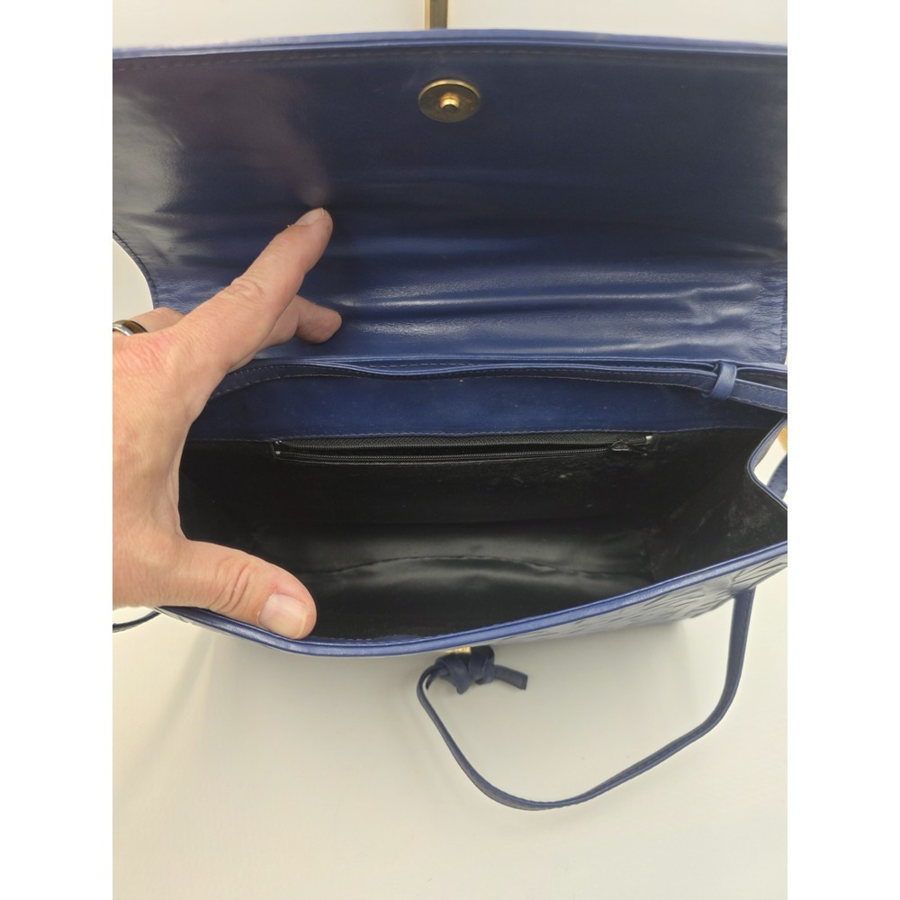 VTG‎ Blue Soft Leather Clutch Crossbody Purse Geometric Embossed Flap 12x9 - Picture 7 of 14